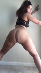 Eaaagwobaaaa qlbissnzfklqr jpg x Ebony twerking