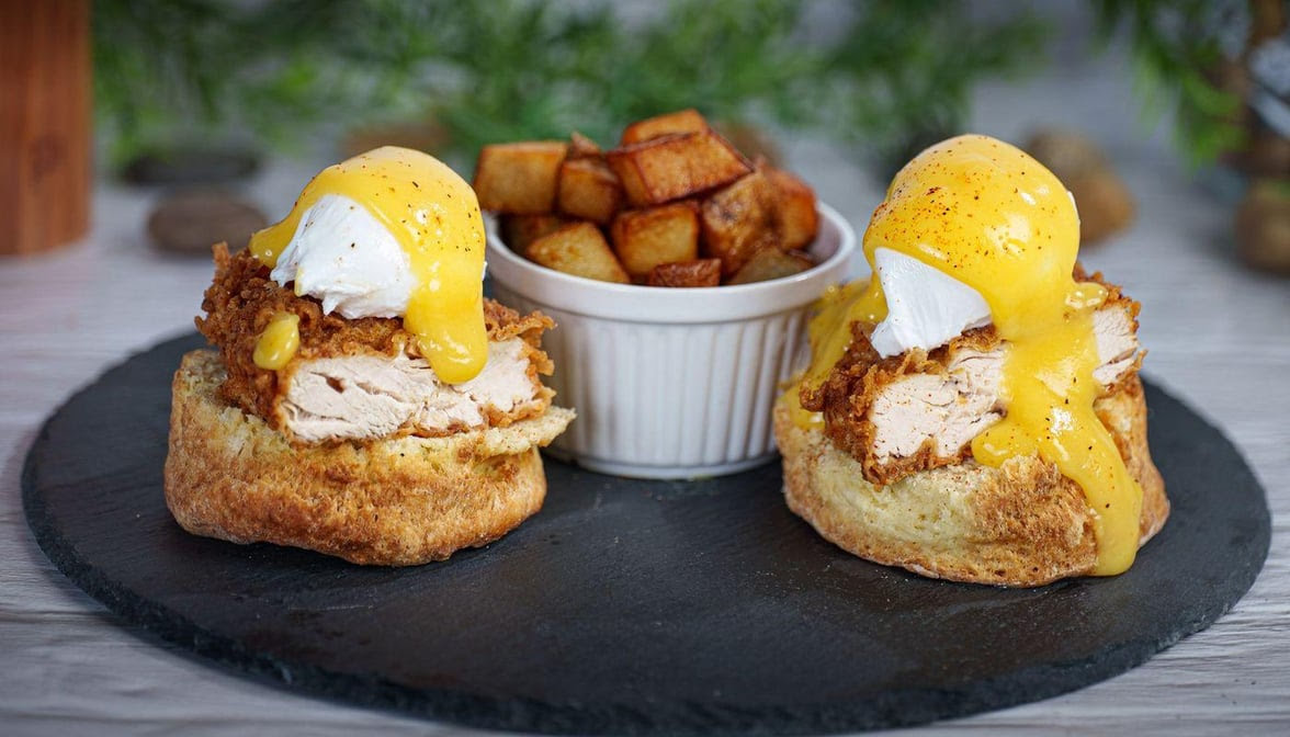 Chewie's Chicken & Biscuits by null