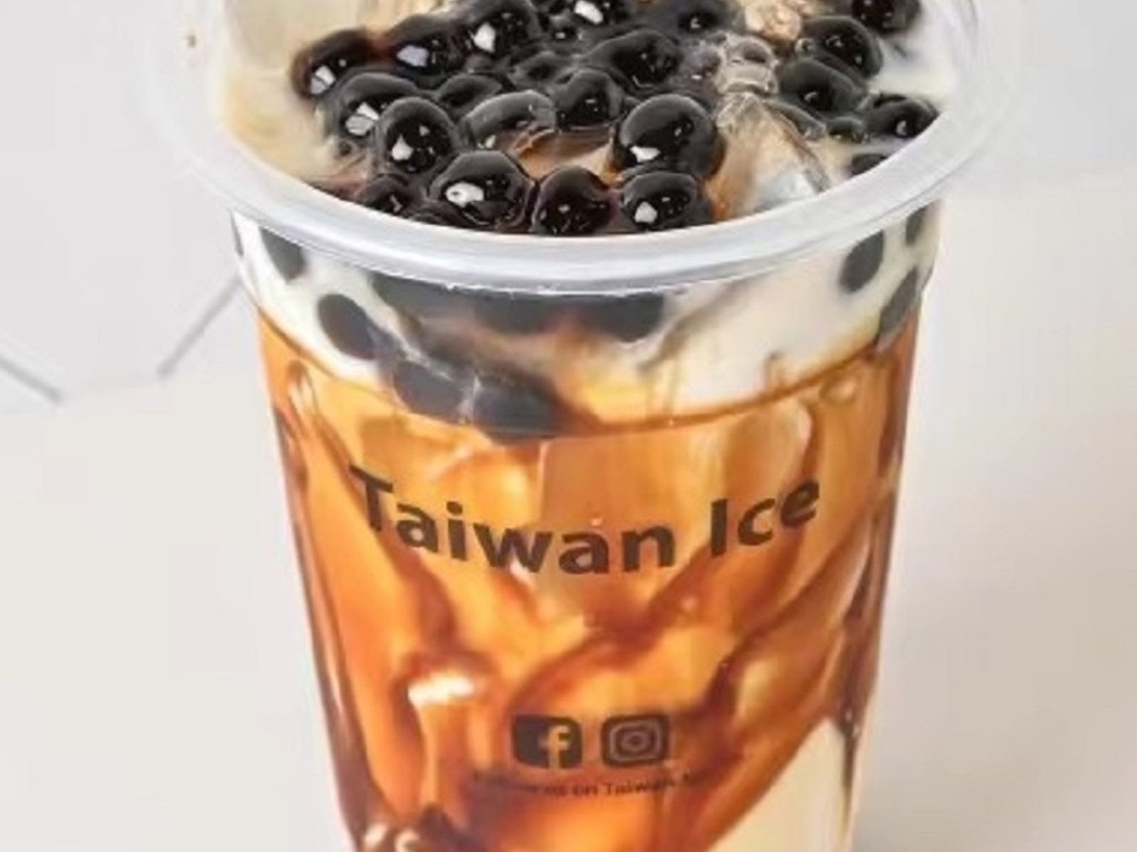 Taiwan Ice (Boba Tea, Rolled Ice cream) by null