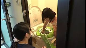 女児　おしっこ|とくに大切なのは、おしっこを「出す」ことではなく「ためる」こと。排尿・蓄尿の発達から考えるトイレトレーニング【泌尿器科医】｜たまひよ