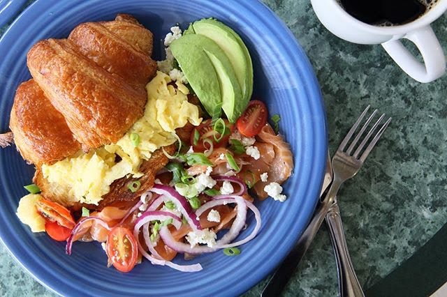 Bull and Bean by null