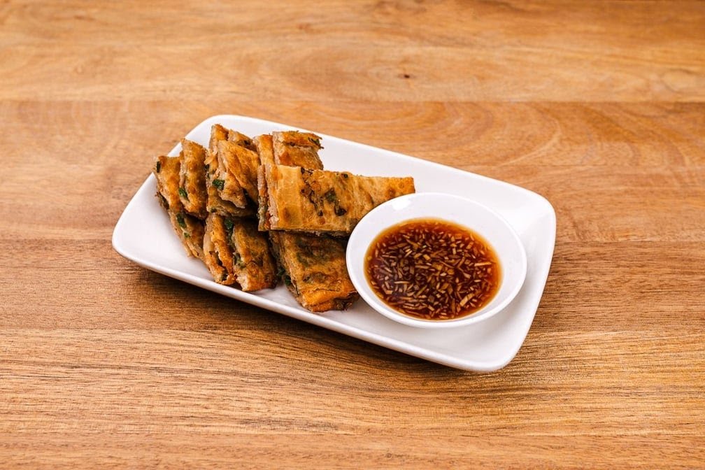 dan modern chinese - topanga village by null