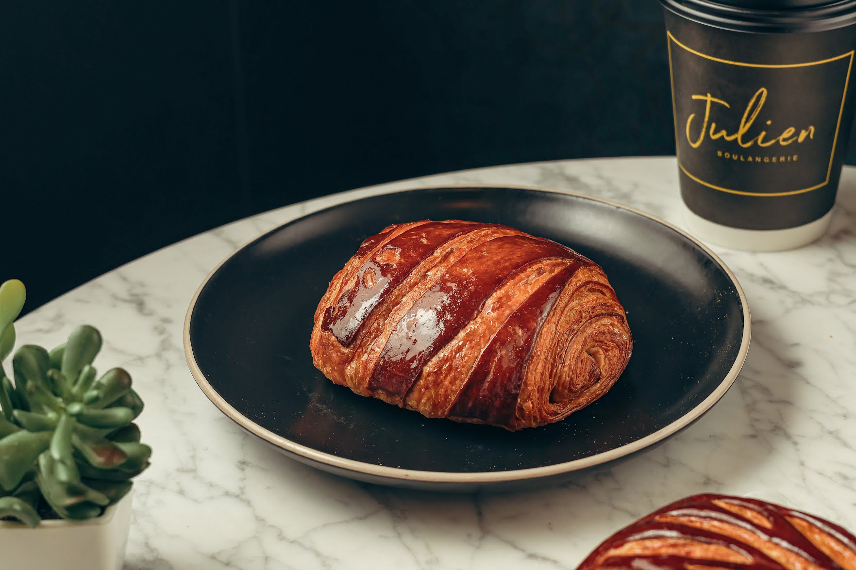 Julien Boulangerie by null