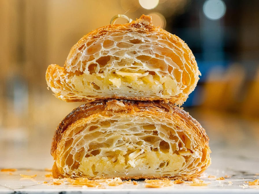 Patis Bakery by null