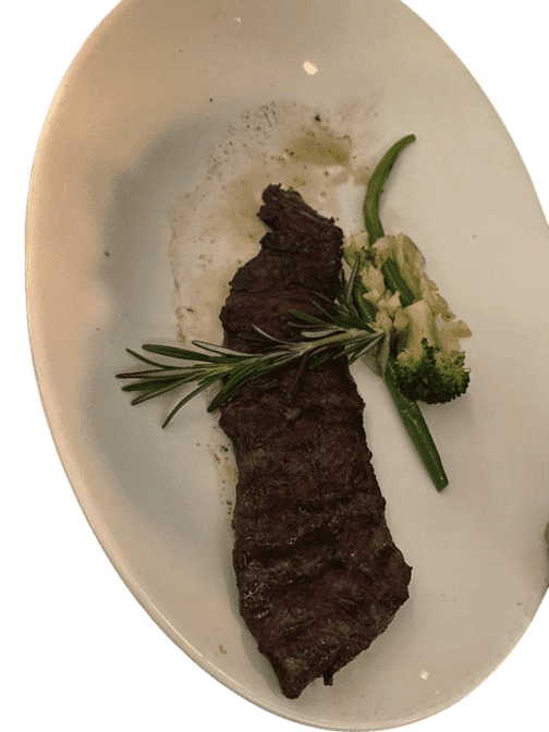 Lola Restaurant & Grill by null