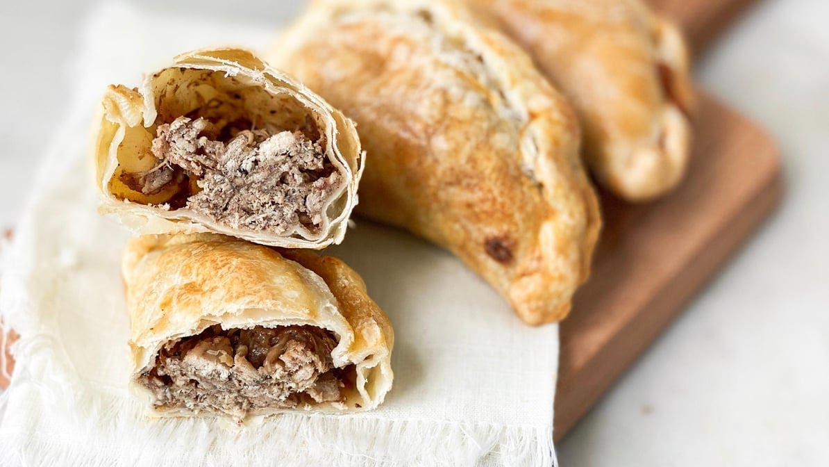 Empanada Mama by null