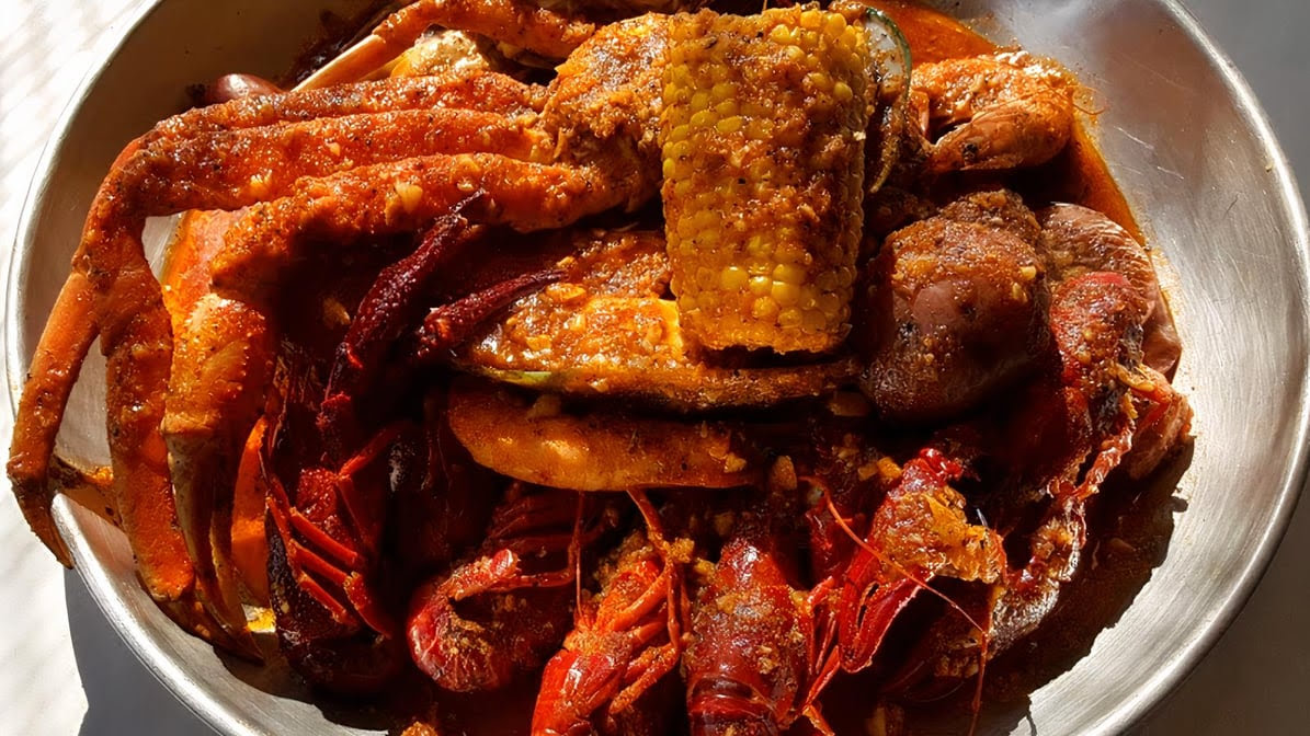 Shaking Crawfish by null