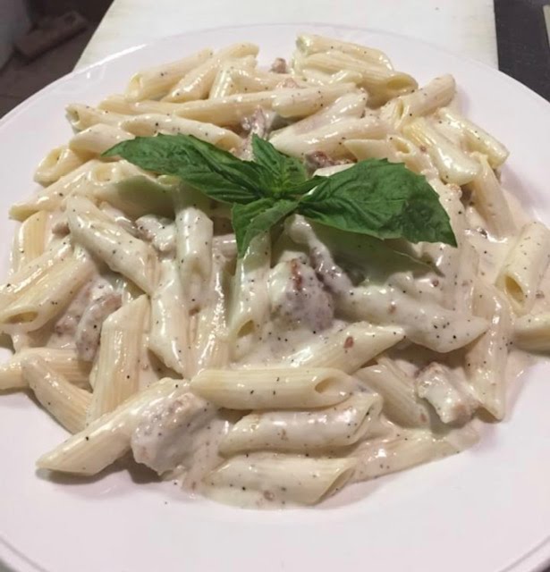 Juniors Pizza, Subs & Wings by null