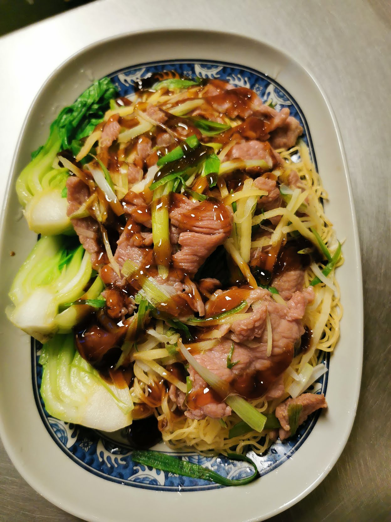 Mike's Noodle House by null