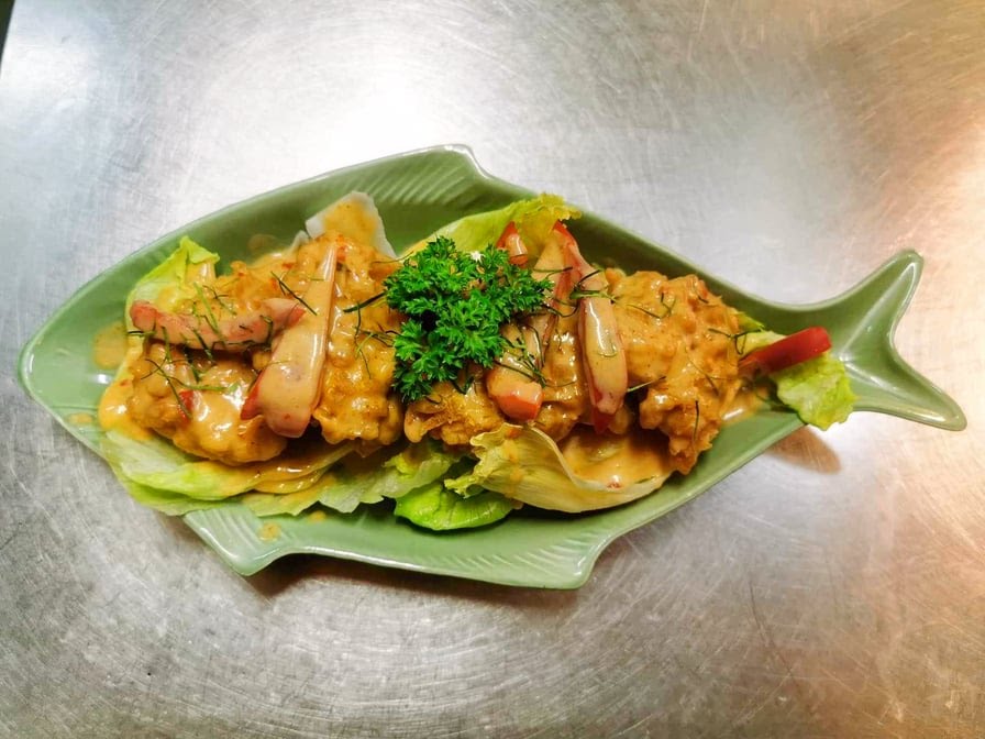 Coco's Thai by null