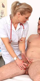 Med janitor pretends to be a doctor when a woman comes to the hospital jpg x Hospital doctor