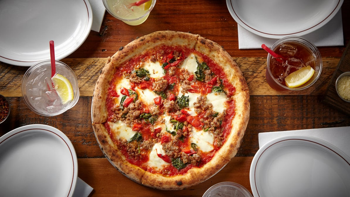 Parlor Pizza Bar River North by null