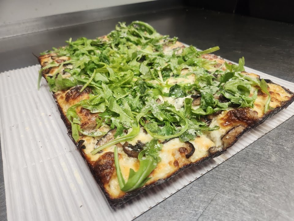 Belle Isle Pizza by null