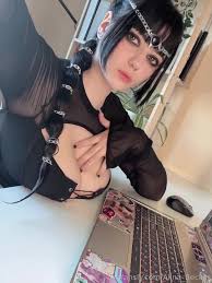 Sexy cosplay girl shows it all jpg x Sexy cosplay women
