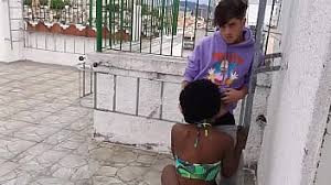 Sexo gostoso interracial da putinha novinha magrinha da favela jpg x Novinha de favela