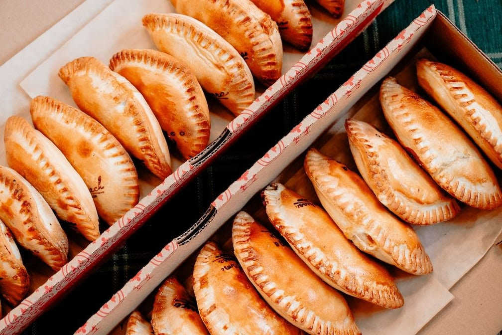 Maria Empanada by null