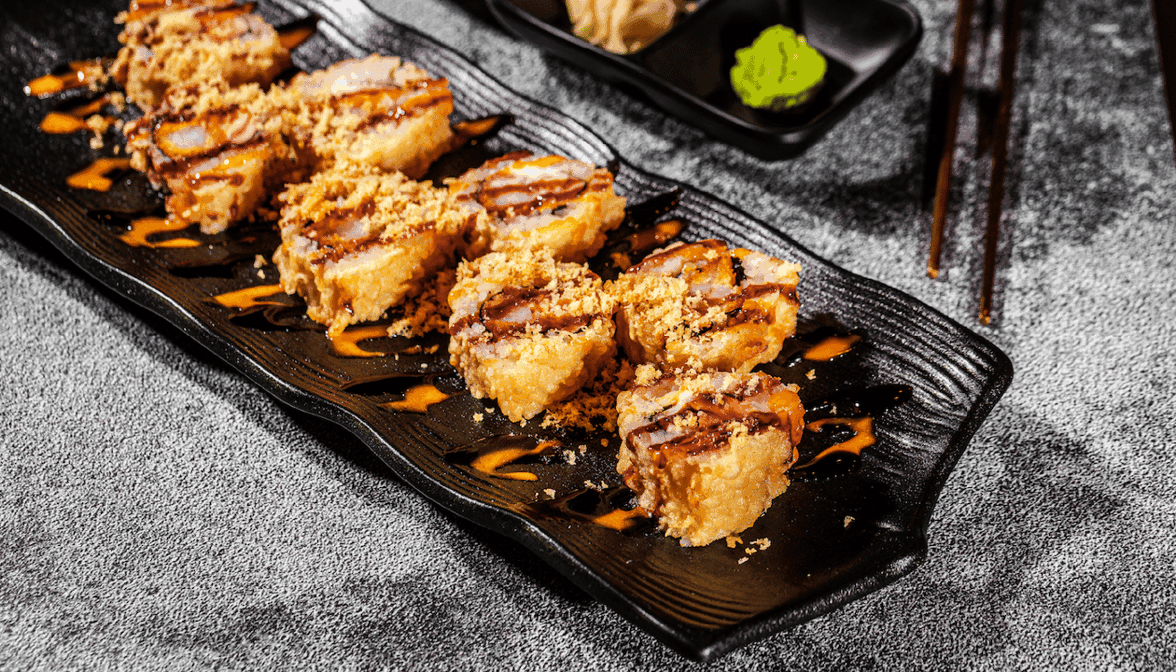 Rock n Roll Sushi - Vanderbilt by null