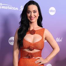 The boobs and ass pics of katy perry jpg x Katy perry tits