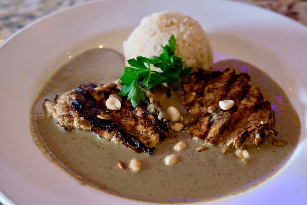 Manchamanteles by null