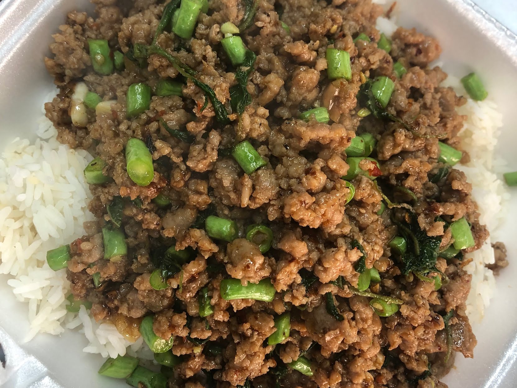 Aroy Ver Thai Bite the food truck by null