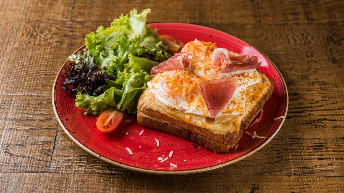 JUST MADE 33 Unique Sandwiches & Coffee by null
