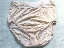 熟女　おばさん　下着|こう言うおばさん良く見かけますよね、だらしないと思いますけどどうで- その他（ヘルスケア・フィットネス） | 教えて!goo