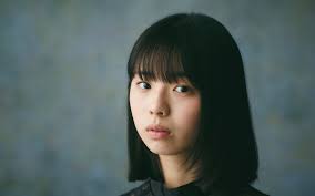 本田真凛アイコラ無修正|浜辺美波「つや玉」輝く”美肌の秘密”を公開！ エリクシール新CM - YouTube