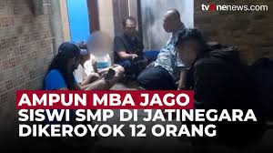 Ngintip mandi siswi smp |Video Anak Smp Viral 2023 Di Toilet Mall | TikTok