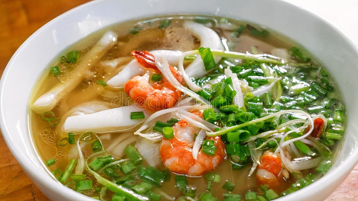 Pho Hoang by null