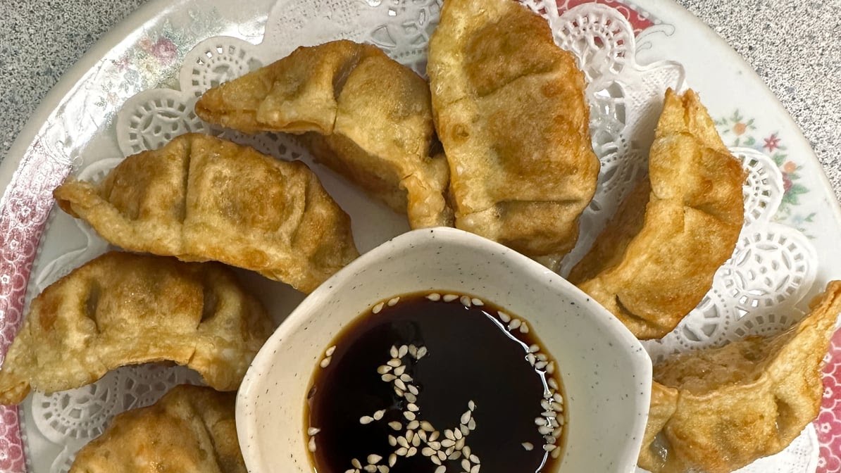 Golden Gate Restaurant by null