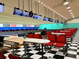 　熟年夫婦　屋内全裸|全裸JSJCJKと混浴できる欧州の温泉 | 聖プルメリア女学園