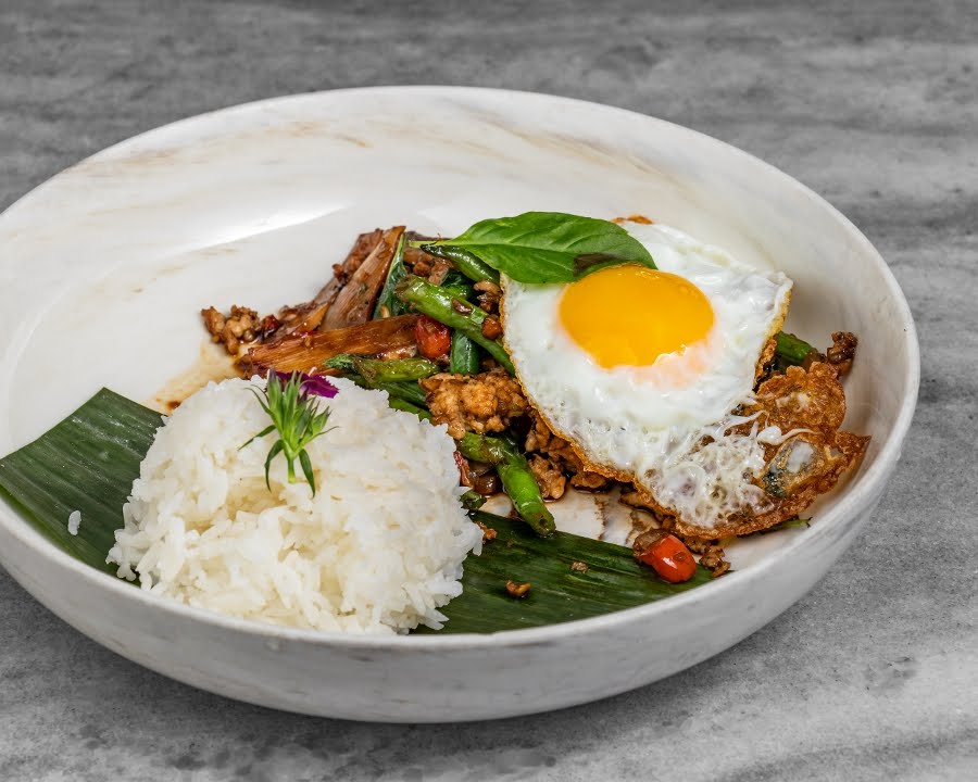 Mai Thai Restaurant by null