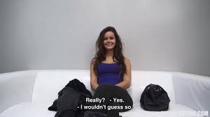 Egndhgaaaa zpig vvvtu jpg x Ragazza fa un