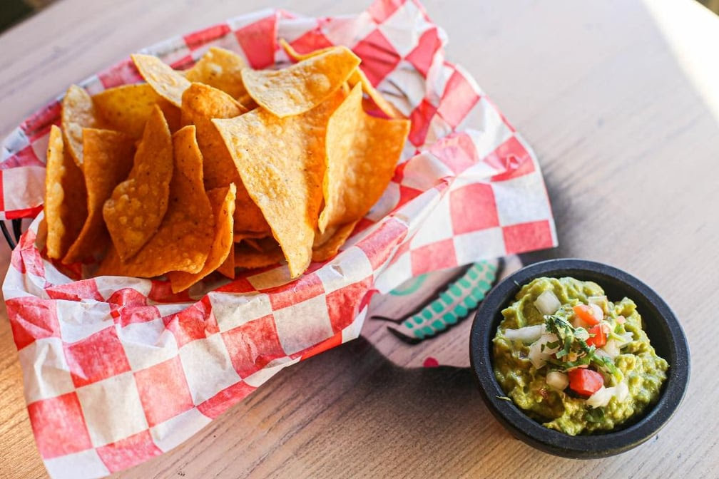 Taqueria Habanero Food Truck by null