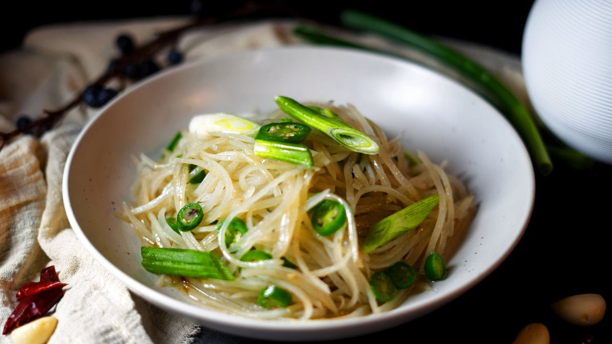 Qin West Noodle by null