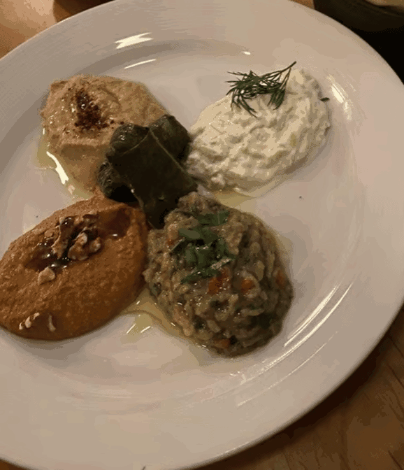 Snack Taverna by null