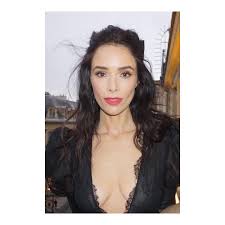 Jamscam thirsty abigail spencer posing jpg x Abigail spencer