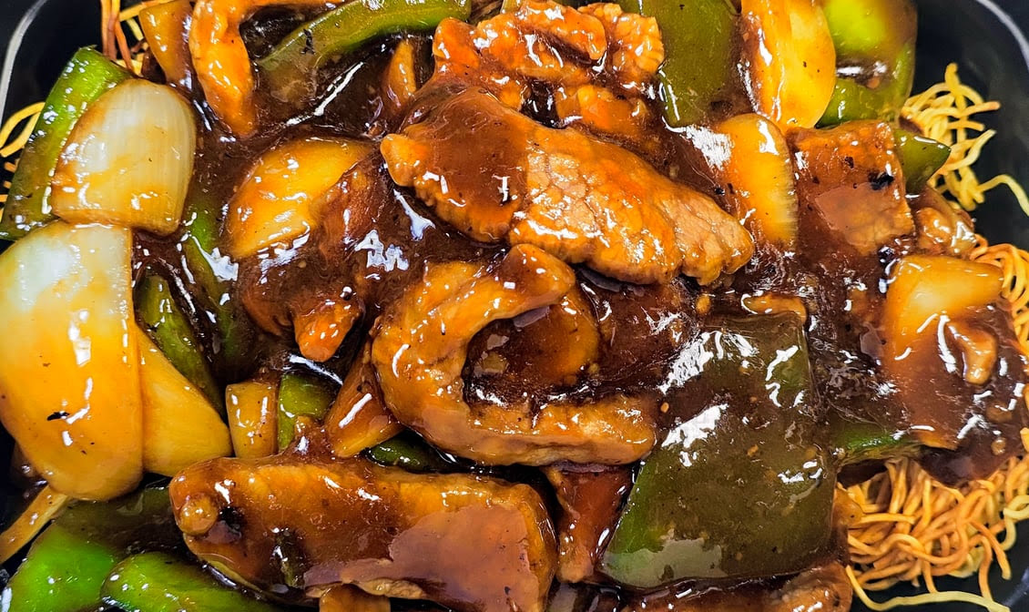 Lee's Chop Suey by null