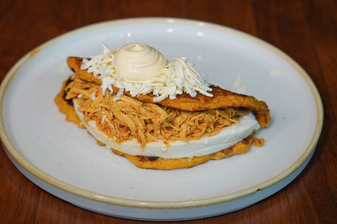 Doggi's Arepa Bar by null