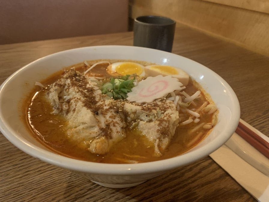 Nom Nom Ramen by null