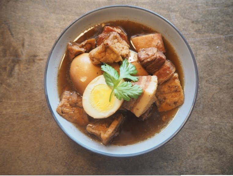 Phaya Thai Express by null