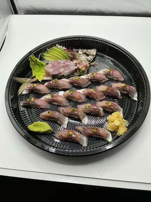 Mikan Sushi Bento by null