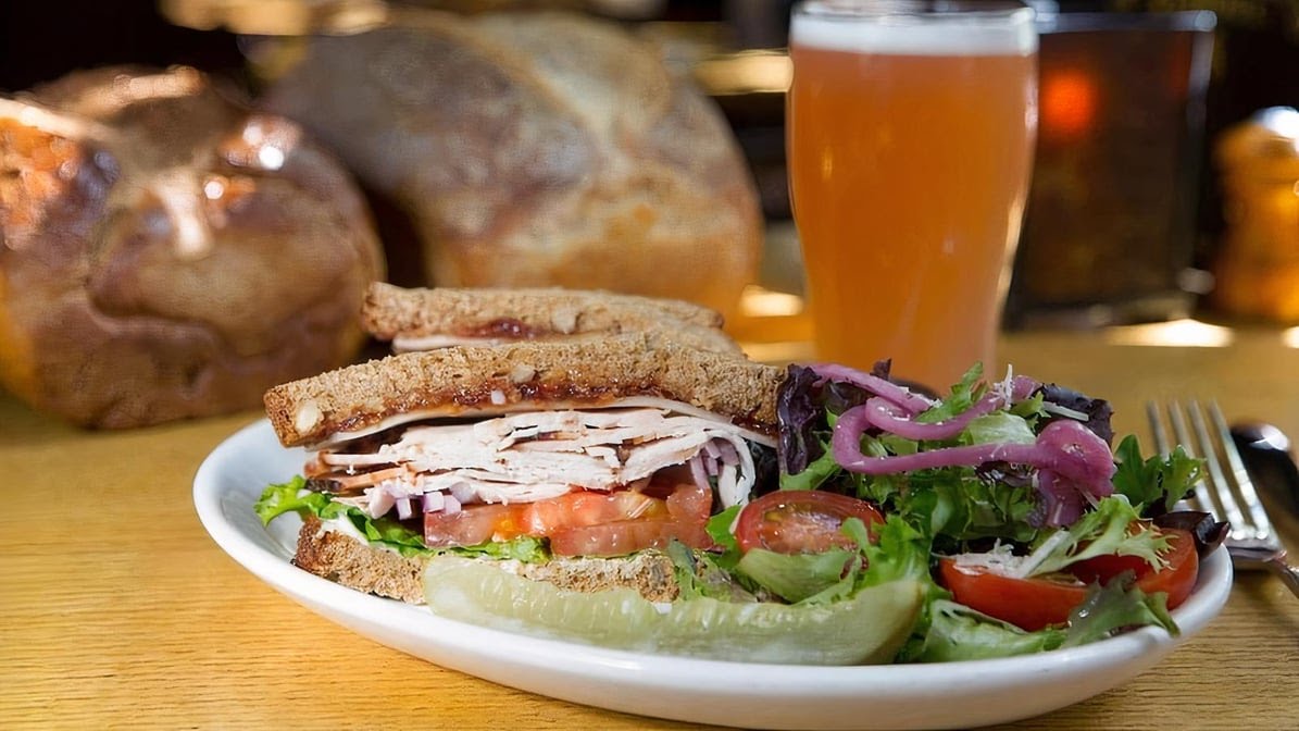 McMenamins Mall 205 by null