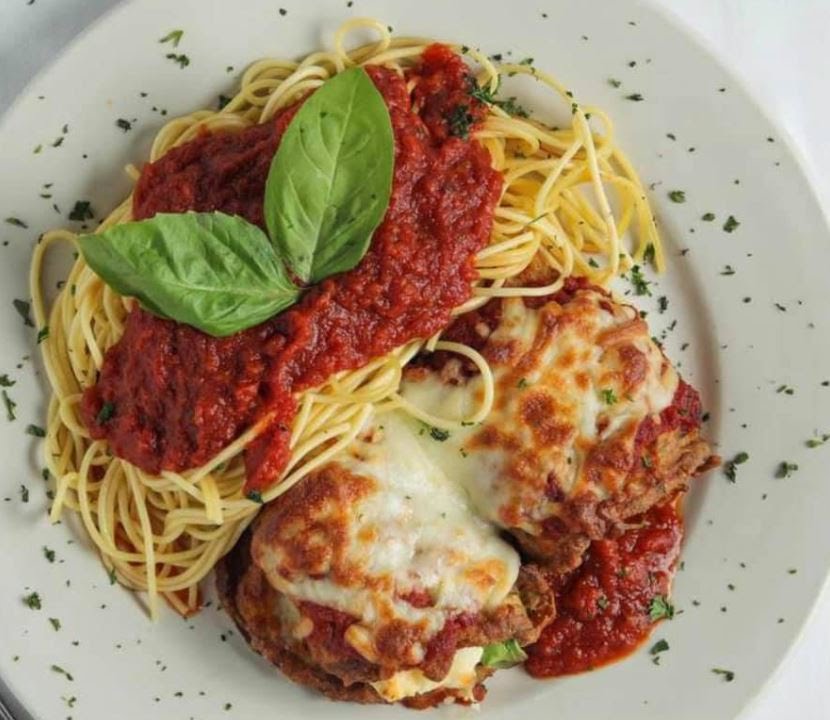 Vineyards Trattoria & Pizzeria by null
