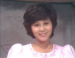 天地真理　|Amazon.co.jp: GOLDEN☆BEST/天地真理 コンプリート・シングル・コレクション・アンド・モア: ミュージック