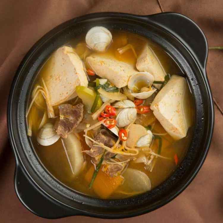 Han Restaurant by null