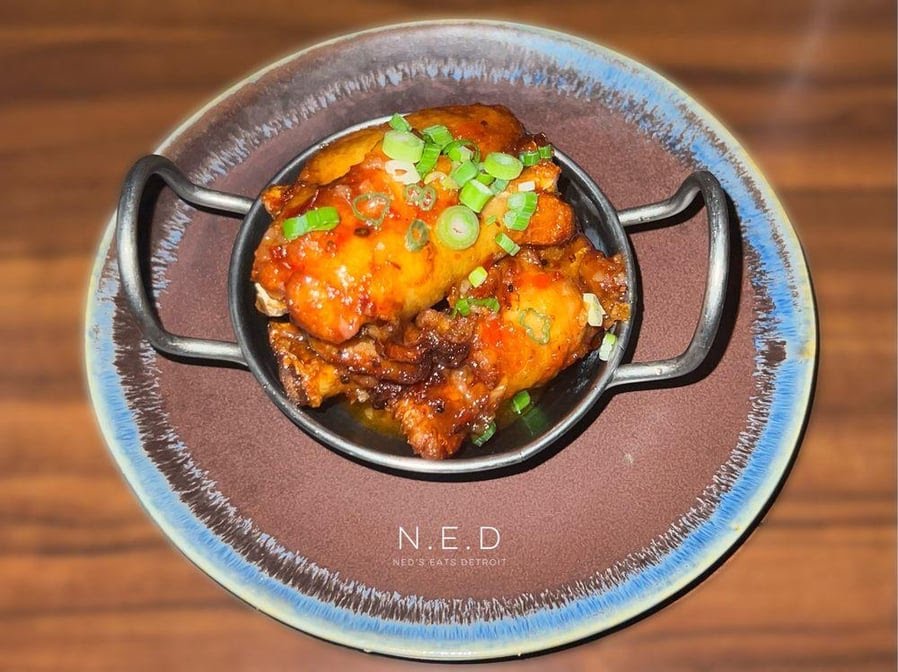 Khom Fai Thai Dining Experience by null