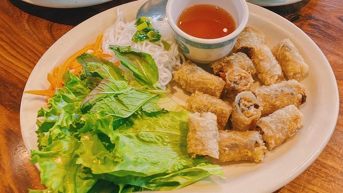 Ba Bar University Village by null