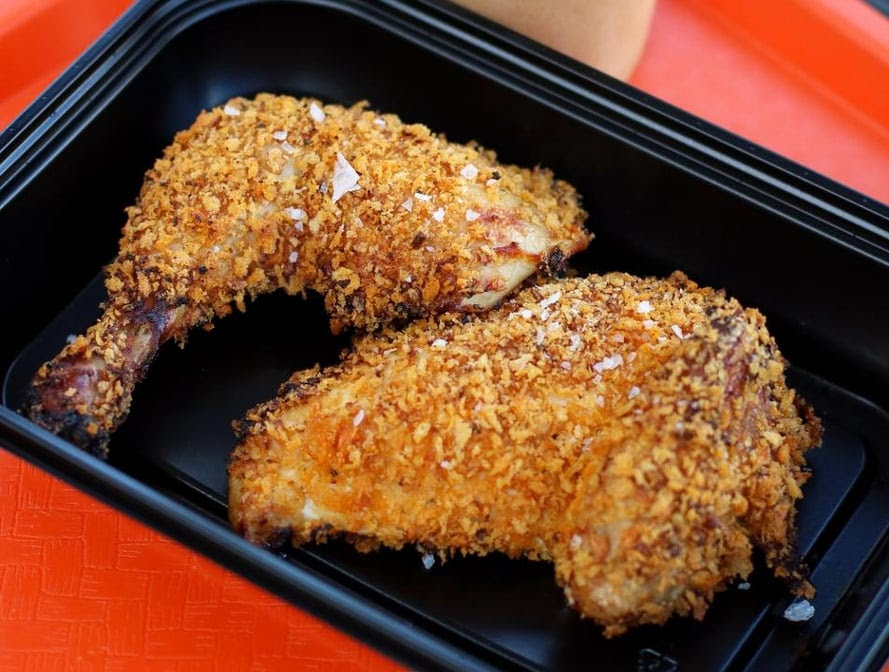 Augie's On Main - Chicken Restaurant Santa Monica, CA by null