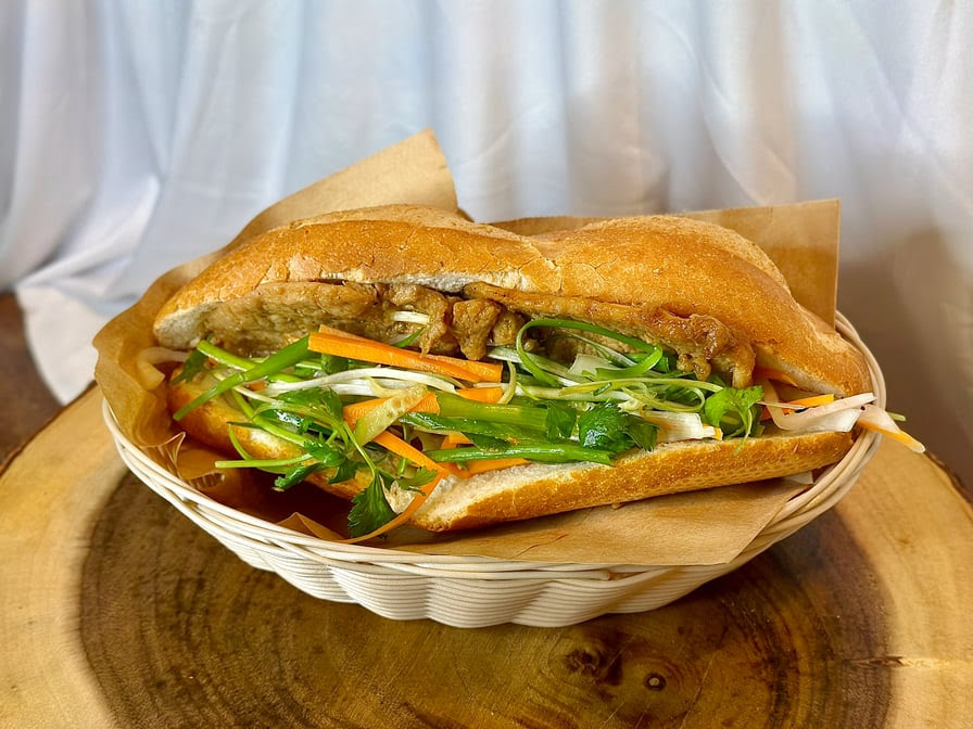 Mẹ Và Con Vietnamese Kitchen by null